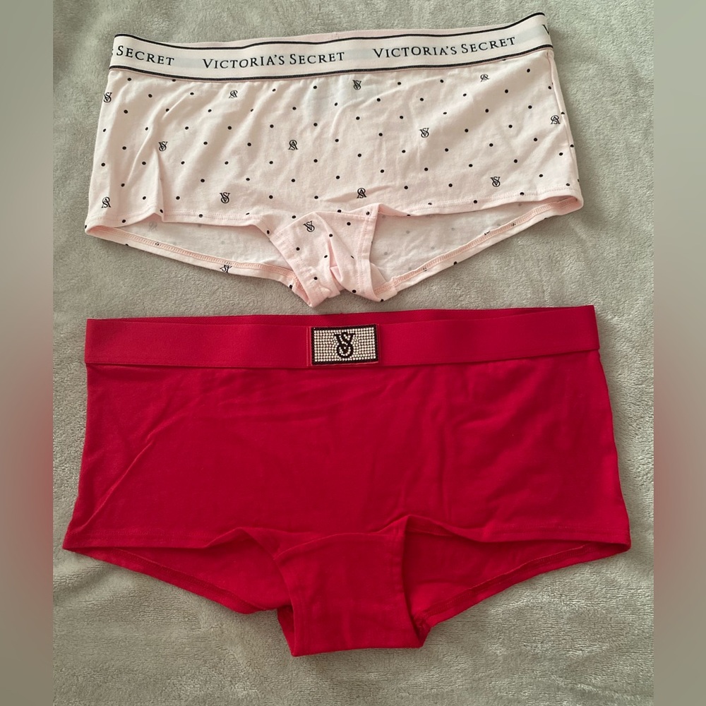 NWT Victoria’s Secret’s Bundle Red/ Pink & Black Size M Shortie Panty Underwear